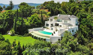 Hedendaagse, luxueuze villa te koop met zicht op zee in het meest exclusieve La Zagaleta resort in Benahavis - Marbella 45162 