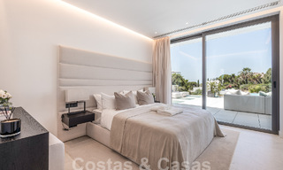 Nieuwe, modernistische designervilla te koop met panoramisch uitzicht, op de New Golden Mile in Marbella - Benahavis 53643 