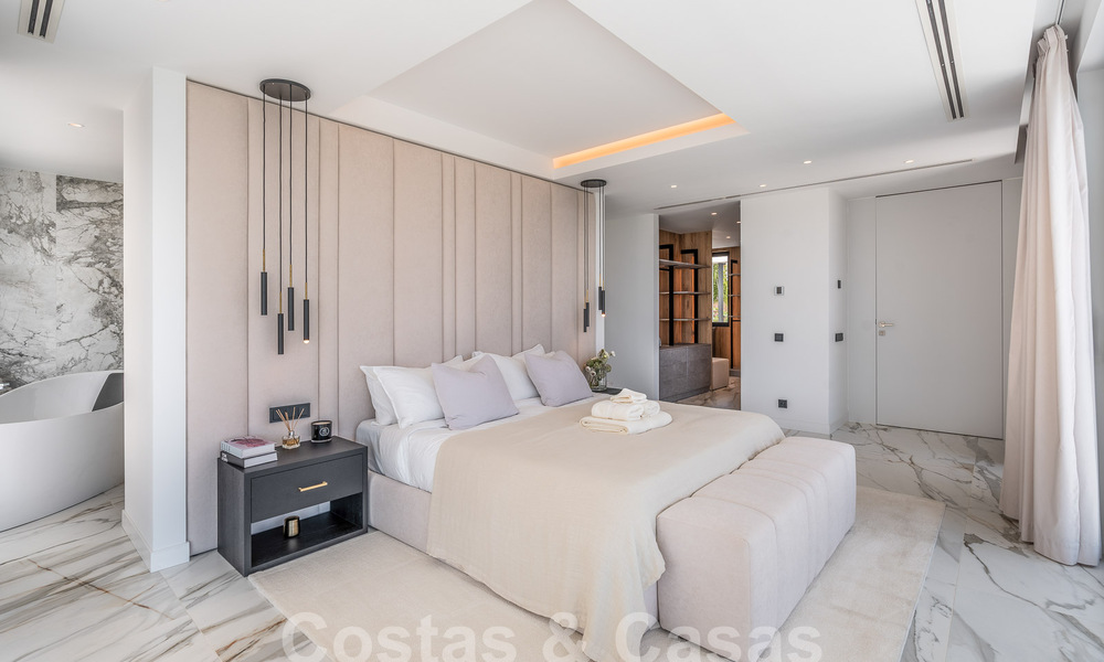 Nieuwe, modernistische designervilla te koop met panoramisch uitzicht, op de New Golden Mile in Marbella - Benahavis 53660