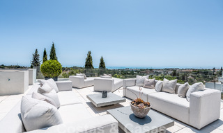 Nieuwe, modernistische designervilla te koop met panoramisch uitzicht, op de New Golden Mile in Marbella - Benahavis 53663 