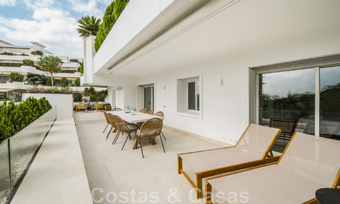 Ruim appartement te koop, volledig gerenoveerd in moderne stijl, gelegen in een begeerde area op de Golden Mile van Marbella 46425