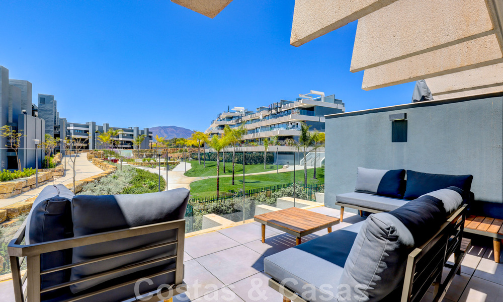 Instapklaar, modern 3-slaapkamer appartement te huur op langetermijn i/e golfresort o/d New Golden Mile, tussen Marbella en Estepona 45539