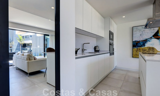 Instapklaar, modern 3-slaapkamer appartement te huur op langetermijn i/e golfresort o/d New Golden Mile, tussen Marbella en Estepona 45560 