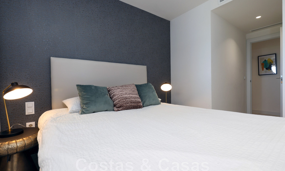 Instapklaar, modern 3-slaapkamer appartement te huur op langetermijn i/e golfresort o/d New Golden Mile, tussen Marbella en Estepona 45575