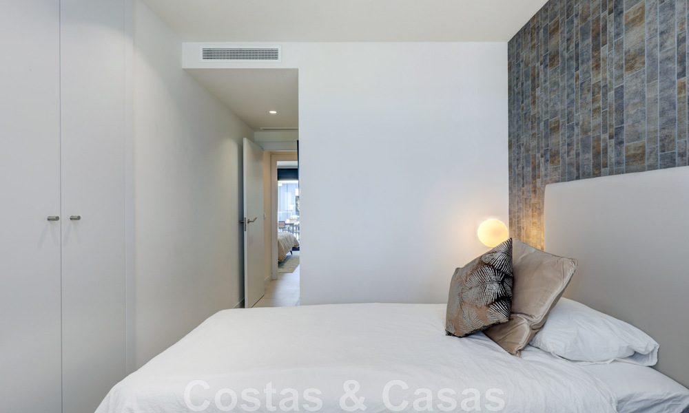 Instapklaar, modern 3-slaapkamer appartement te huur op langetermijn i/e golfresort o/d New Golden Mile, tussen Marbella en Estepona 45582