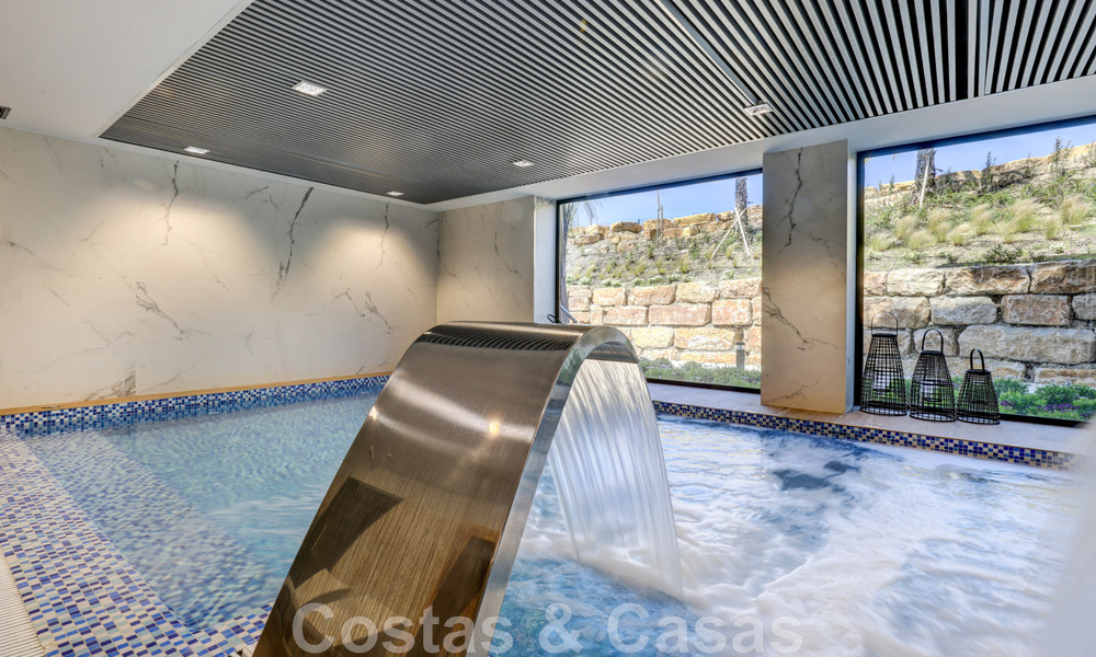 Instapklaar, modern 3-slaapkamer appartement te huur op langetermijn i/e golfresort o/d New Golden Mile, tussen Marbella en Estepona 45596