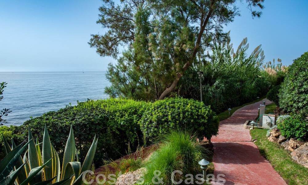 Eerstelijns strand appartementen te koop in Puente Romano, met zeezicht, aan de Golden Mile in Marbella 45666