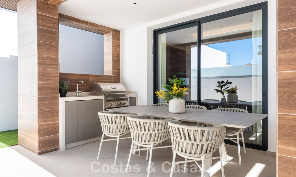 Elegante, moderne, nieuwbouwvilla´s te koop met panoramisch uitzicht vlak bij de golfbaan in Mijas’ golfvallei aan de Costa del Sol 797833