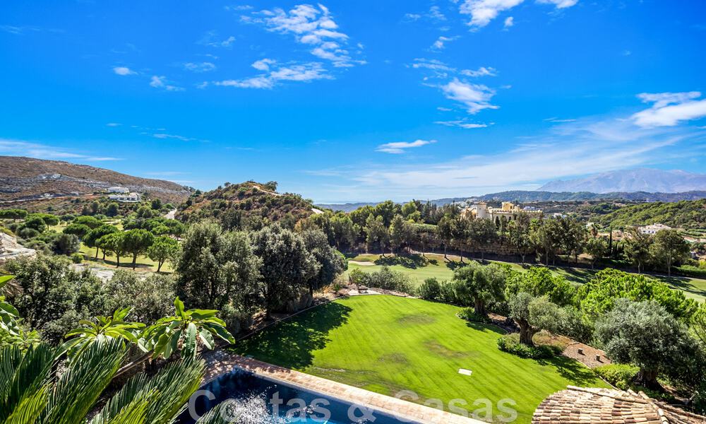 Formidabele, Mediterrane familievilla te koop met panoramisch uitzicht in een hoogstaand golfresort in Benahavis - Marbella 45797