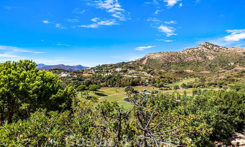 Formidabele, Mediterrane familievilla te koop met panoramisch uitzicht in een hoogstaand golfresort in Benahavis - Marbella 45798