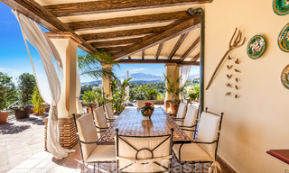 Formidabele, Mediterrane familievilla te koop met panoramisch uitzicht in een hoogstaand golfresort in Benahavis - Marbella 45808 