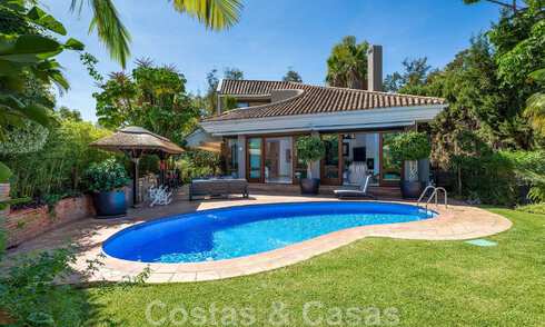 Unieke, mediterrane luxevilla te koop met rustgevend uitzicht op de golfbanen in een begeerde woonwijk in La Quinta, Benahavis - Marbella 48463