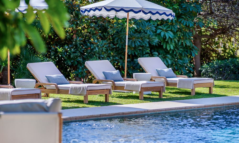 Traditionele, Spaanse luxevilla te koop, op tweede lijn golf in een prestigieuze woonwijk in Nueva Andalucia, Marbella 775949