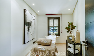 Traditionele, Spaanse luxevilla te koop, op tweede lijn golf in een prestigieuze woonwijk in Nueva Andalucia, Marbella 775967 