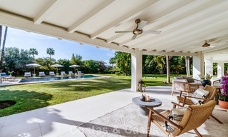 Traditionele, Spaanse luxevilla te koop, op tweede lijn golf in een prestigieuze woonwijk in Nueva Andalucia, Marbella 775979 