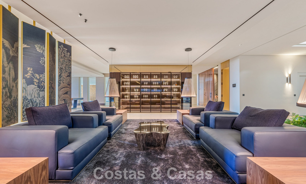 Majestueuze, eigentijdse nieuwbouwvilla te koop met subliem zeezicht in de heuvels van La Quinta te Benahavis - Marbella 786670