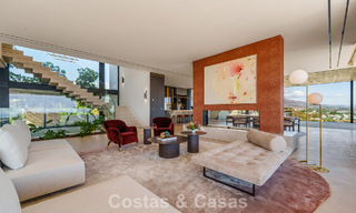 Majestueuze, eigentijdse nieuwbouwvilla te koop met subliem zeezicht in de heuvels van La Quinta te Benahavis - Marbella 786706 