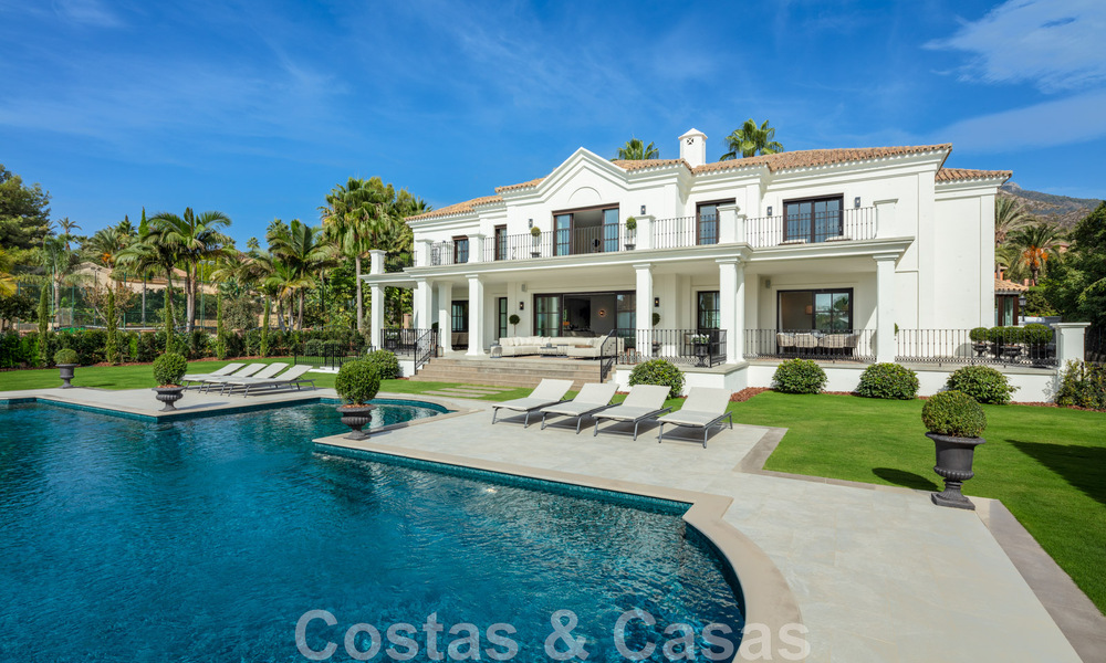 Spectaculaire luxevilla te koop in een Mediterrane bouwstijl in de prestigieuze villawijk Sierra Blanca op de Golden Mile van Marbella 46246