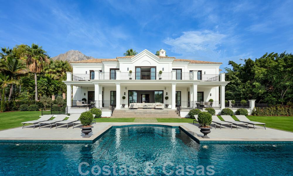 Spectaculaire luxevilla te koop in een Mediterrane bouwstijl in de prestigieuze villawijk Sierra Blanca op de Golden Mile van Marbella 46247