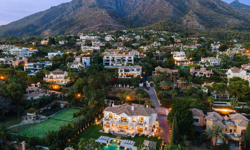 Spectaculaire luxevilla te koop in een Mediterrane bouwstijl in de prestigieuze villawijk Sierra Blanca op de Golden Mile van Marbella 46262
