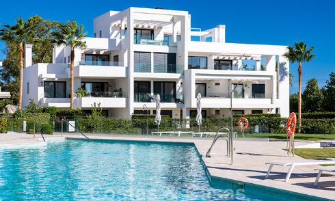 Instapklaar, eigentijds, luxepenthouse te koop met 3 slaapkamers in een beveiligd wooncomplex in Marbella - Benahavis 46469