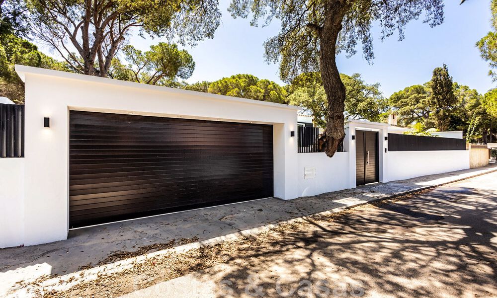 Prachtige, gelijkvloerse, modern Andalusische villa te koop, op loopafstand van het strand in Elviria, ten oosten van Marbella centrum 46903