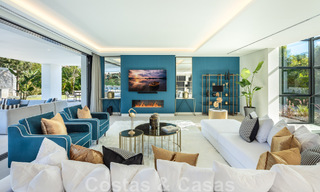 Ruime, verfijnde designervilla te koop, frontlinie Las Brisas Golf in het hartje van Nueva Andalucia, Marbella 47280 