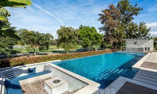 Ruime, verfijnde designervilla te koop, frontlinie Las Brisas Golf in het hartje van Nueva Andalucia, Marbella 47284 