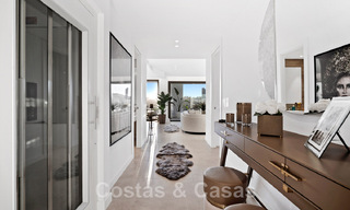 Ruime luxevilla te koop, ontworpen in moderne bouwstijl, met golf- en zeezicht in een gated golfresort net ten oosten Marbella centrum 47322 