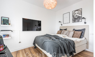 Vrijstaande, Andalusische villa te koop met panoramisch berg- en zeezicht in een exclusieve urbanisatie te Oost Marbella 47369 