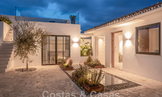 Prachtig gerenoveerde villa, in een Mediterrane stijl met een eigentijds design in Nueva Andalucia, Marbella 61288 
