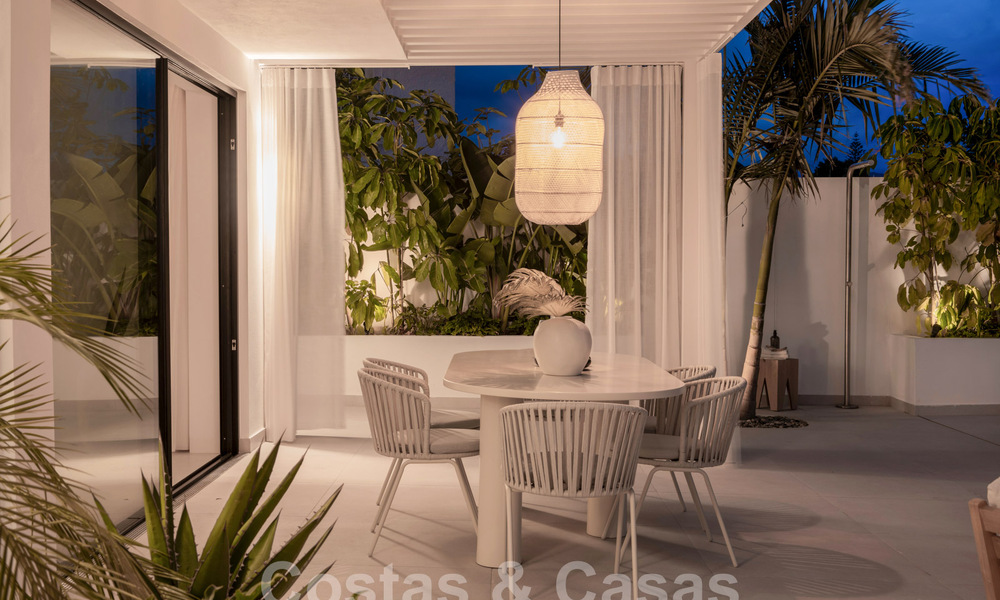 Prachtig gerenoveerde villa, in een Mediterrane stijl met een eigentijds design in Nueva Andalucia, Marbella 61289