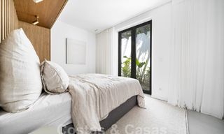 Majestueuze gelijkvloers villa te koop met een ontspannend, Balinees design, gelegen op wandelafstand van Puerto Banus, Marbella 52939 