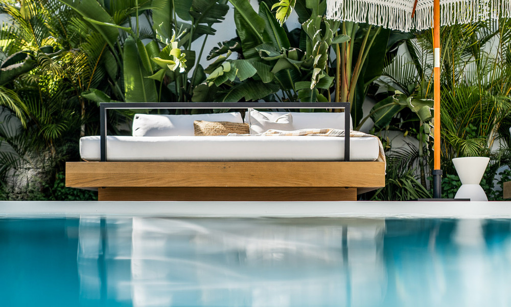 Majestueuze gelijkvloers villa te koop met een ontspannend, Balinees design, gelegen op wandelafstand van Puerto Banus, Marbella 52969