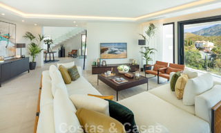 Architectonische luxevilla te koop met panoramisch zeezicht, in een begeerde woonwijk in La Quinta, Benahavis - Marbella 47968 