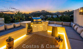 Instapklaar! Eigentijds gerenoveerde rijwoning te koop in een gated community in La Quinta te Benahavis - Marbella 49440 