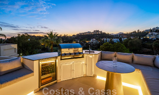 Instapklaar! Eigentijds gerenoveerde rijwoning te koop in een gated community in La Quinta te Benahavis - Marbella 49441 