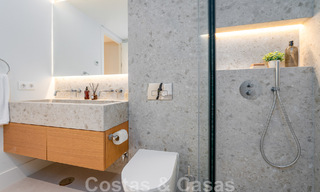 Instapklaar! Eigentijds gerenoveerde rijwoning te koop in een gated community in La Quinta te Benahavis - Marbella 49472 