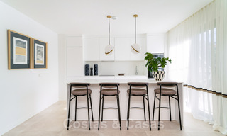 Schitterende show woning te koop in een nieuwbouwproject, bestaande uit halfvrijstaande villa’s met zeezicht in een luxueus resort Mijas, Costa del Sol 48560 