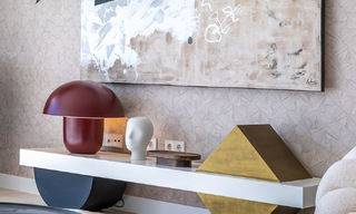 Schitterende show woning te koop in een nieuwbouwproject, bestaande uit halfvrijstaande villa’s met zeezicht in een luxueus resort Mijas, Costa del Sol 48563 