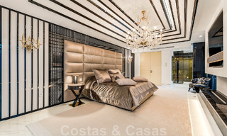 Instapklaar, modern, ultra-luxueus penthouse te koop, eerstelijnstrand, met open zeezicht, tussen Marbella en Estepona 48283 