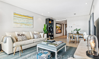Instapklaar appartement te koop in een exclusief strandcomplex met open zeezicht op loopafstand van Estepona centrum 49305 