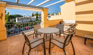 Ruim duplex penthouse te koop met zeezicht, dicht bij alle voorzieningen op de Golden Mile in Marbella 49636 