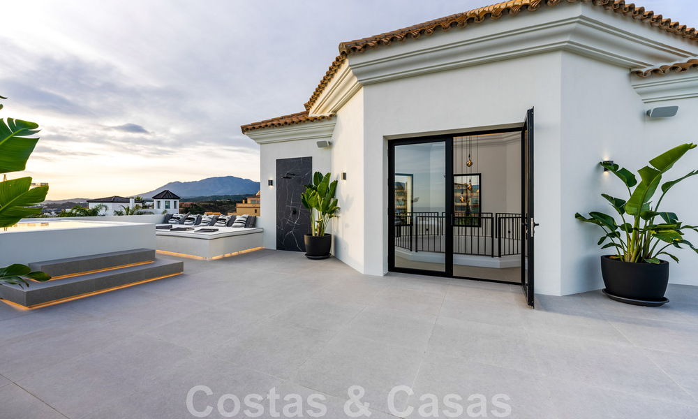 Exclusieve designvilla met panoramisch zeezicht te koop in het een vijfsterren golfresort in Marbella - Benahavis 48847
