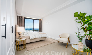 Exclusieve designvilla met panoramisch zeezicht te koop in het een vijfsterren golfresort in Marbella - Benahavis 48873 