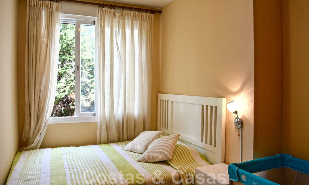 Charmante rijwoning te koop in een eerstelijnstrand complex ten oosten van Marbella centrum 49674