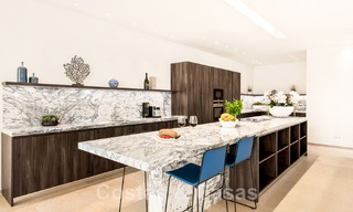 Eerstelijns golf luxevilla in een elegante moderne stijl met prachtig golf- en zeezicht te koop in Los Flamingos Golfresort in Marbella - Benahavis 48939 