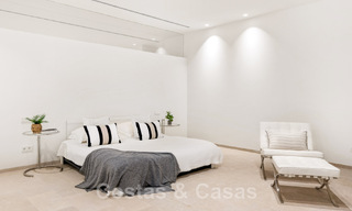 Eerstelijns golf luxevilla in een elegante moderne stijl met prachtig golf- en zeezicht te koop in Los Flamingos Golfresort in Marbella - Benahavis 48944 