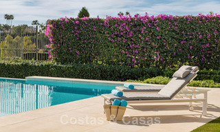 Eerstelijns golf luxevilla in een elegante moderne stijl met prachtig golf- en zeezicht te koop in Los Flamingos Golfresort in Marbella - Benahavis 48952 