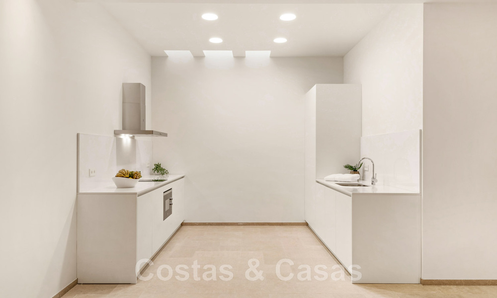 Eerstelijns golf luxevilla in een elegante moderne stijl met prachtig golf- en zeezicht te koop in Los Flamingos Golfresort in Marbella - Benahavis 48982